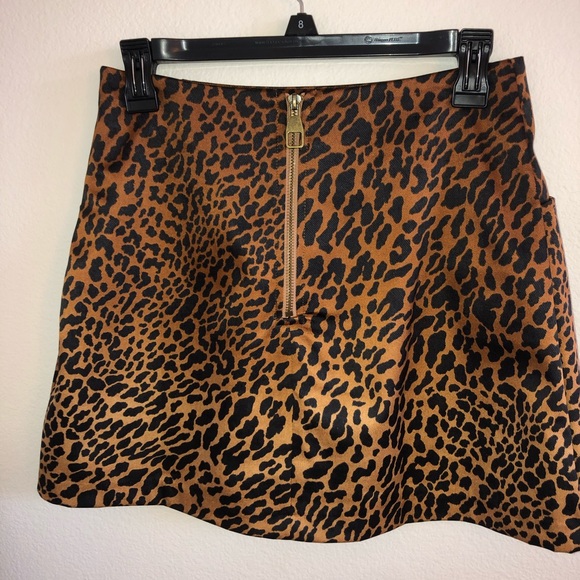Cheetah print mini skirt - Picture 5 of 5